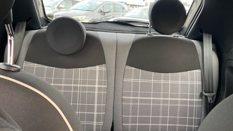 Fiat 500 1.0 Mild Hybrid Lounge 3dr Petrol Hatchback